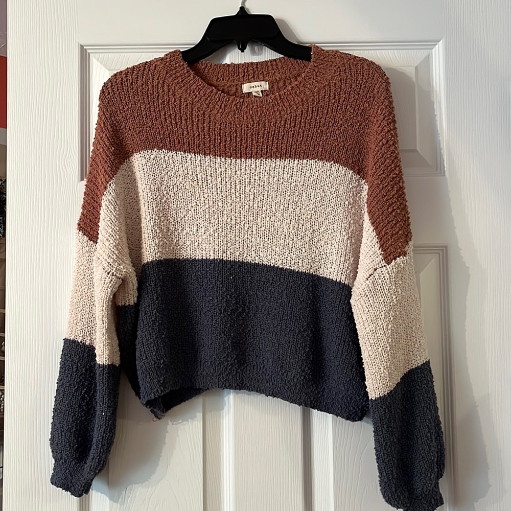 Debut sweater size L
